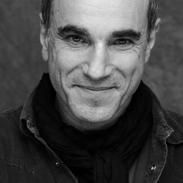 Daniel Day-Lewis reads Wilfred Owen works in War Poets Collection
