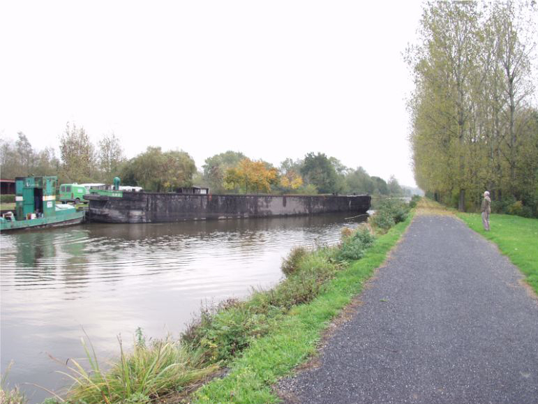 Hospital Barge at Gailly